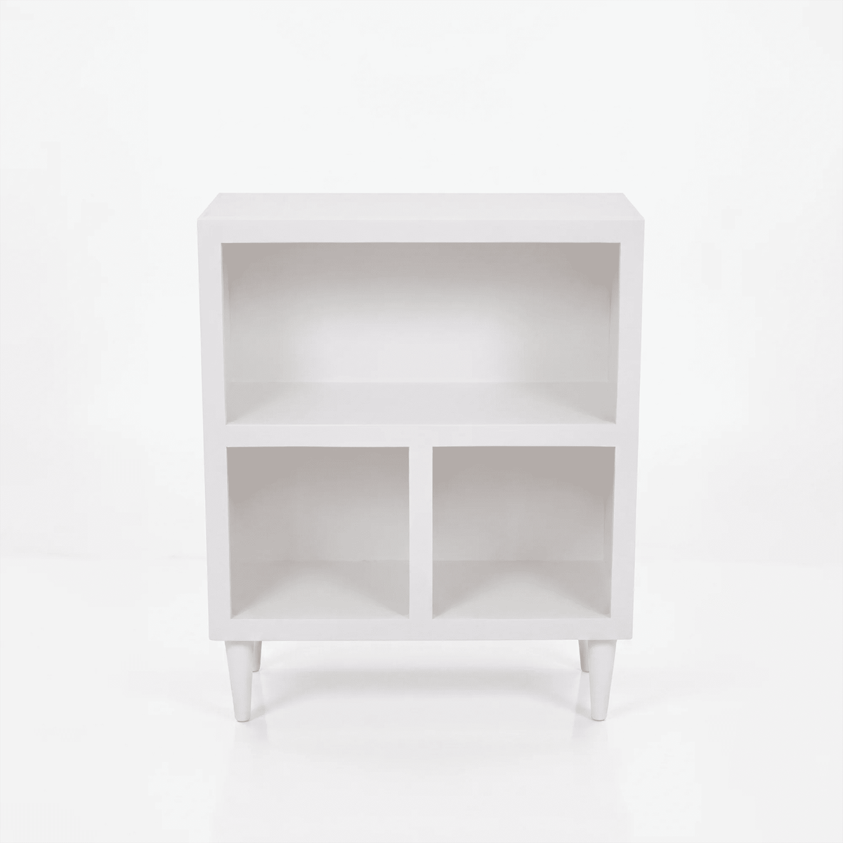 Bay Low Bookcase - Oakmaat - Bookcases